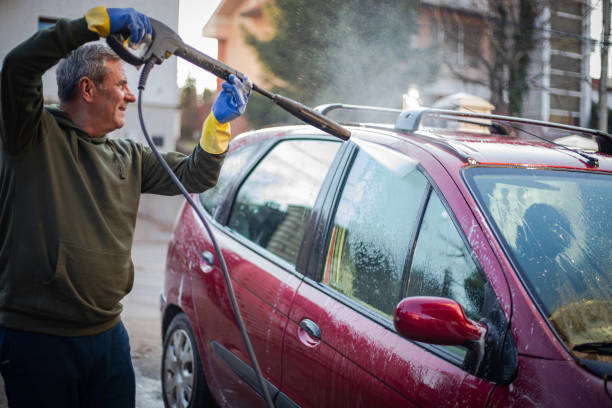 Best Garage Pressure Washing  in Womelsdorf, PA